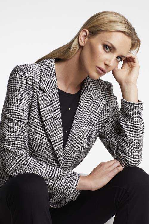 Zwart shop witte blazer